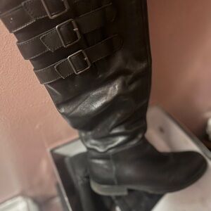 Women's Black Knee-High Boots